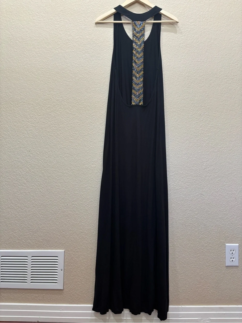 Sleeveless Black Maxi Dress with Beaded Back Detail - Picture 3 of 11